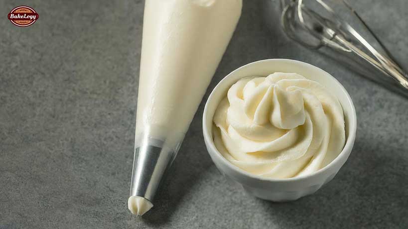 fluffy vanilla frosting